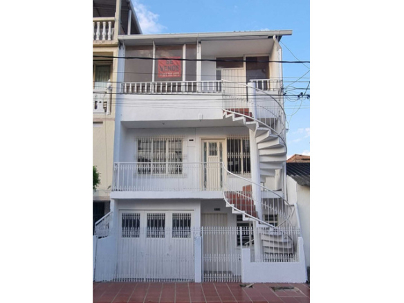 Casa en el barrio La Gran Colombia – Cali