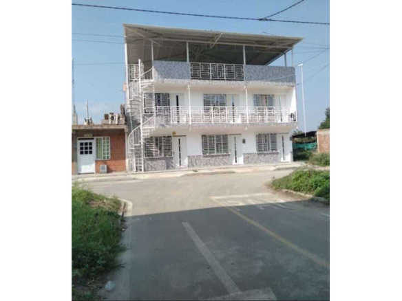 Casa con 8 apartamentos excelente rentabilidad!! en Villagorgona Candelaria