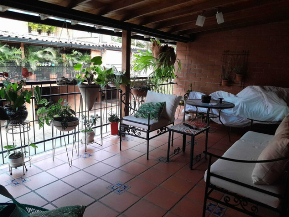 CIUDAD JARDIN VENDO CASA CONJUNTO CERRADO