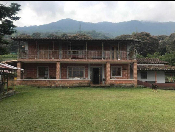Finca en Girardota a 5 minutos del Parque