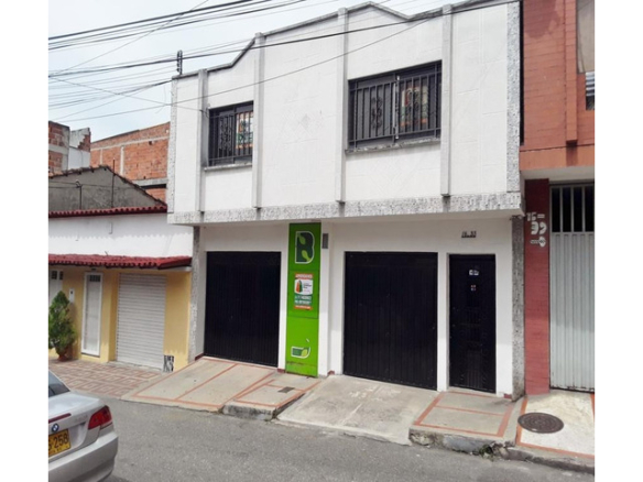 Arriendo casa para negocio en el barrio San Miguel