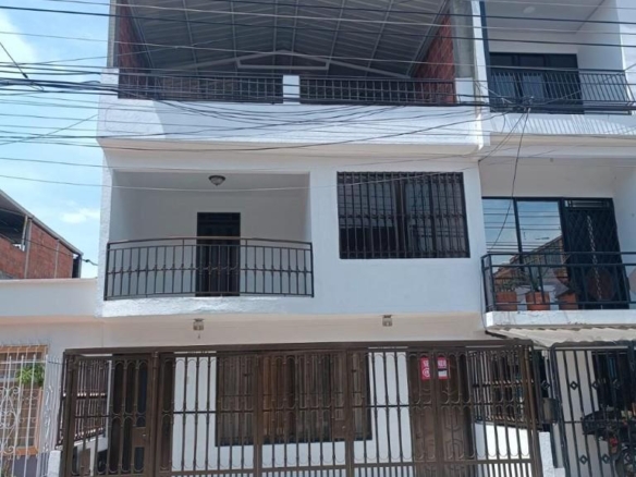 Venta de Casa en el barrio La Base – Cali