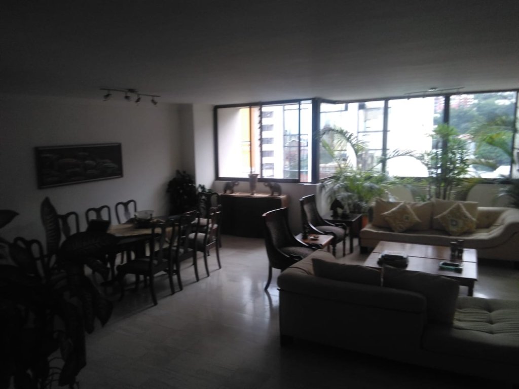 Apartamento en Versalles Cali