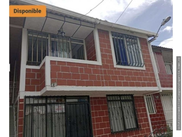 Casa en el Barrio Manantiales, Vía Parque del Café