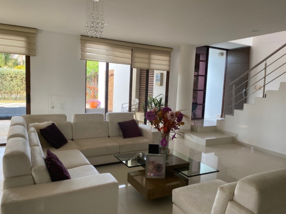 Casa esquinera en Barcelona de Indias