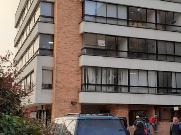 Oficina diagonal al CC Unicentro