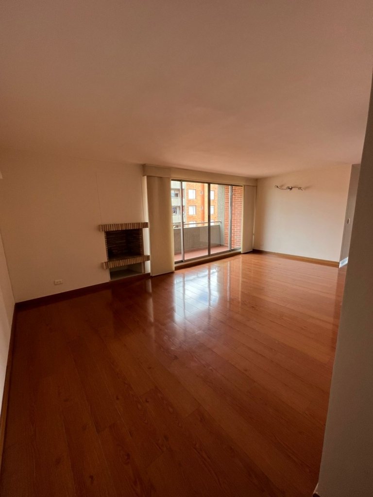 Apartamento en Colina