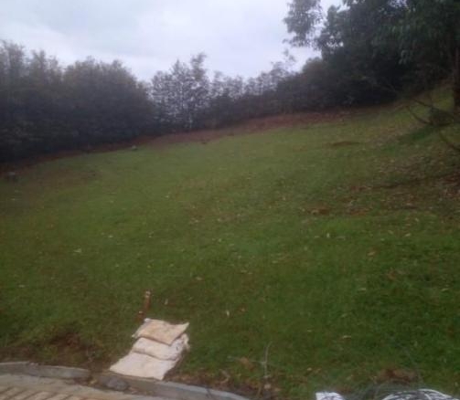 Lote en Unidad residencial en La Calera, Poblado
