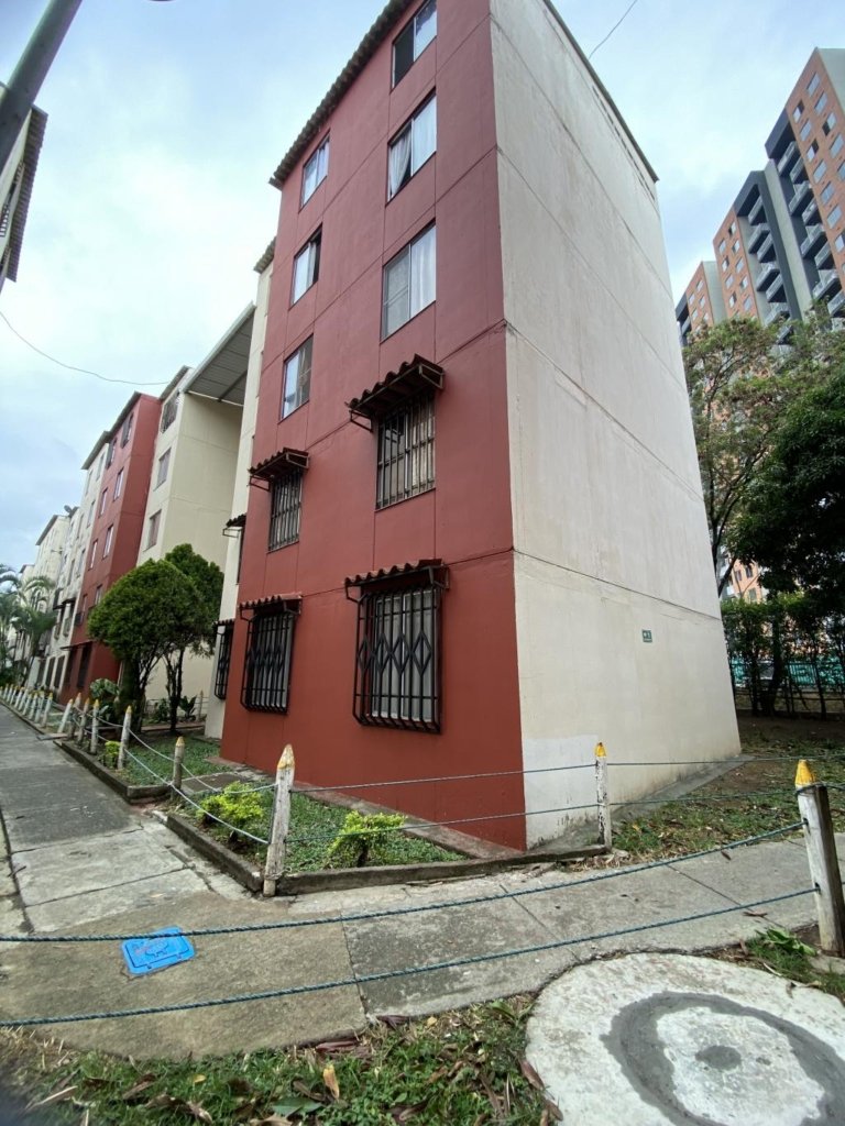 Apartamento en el conjunto La Alborada, barrio Ciudad 2000