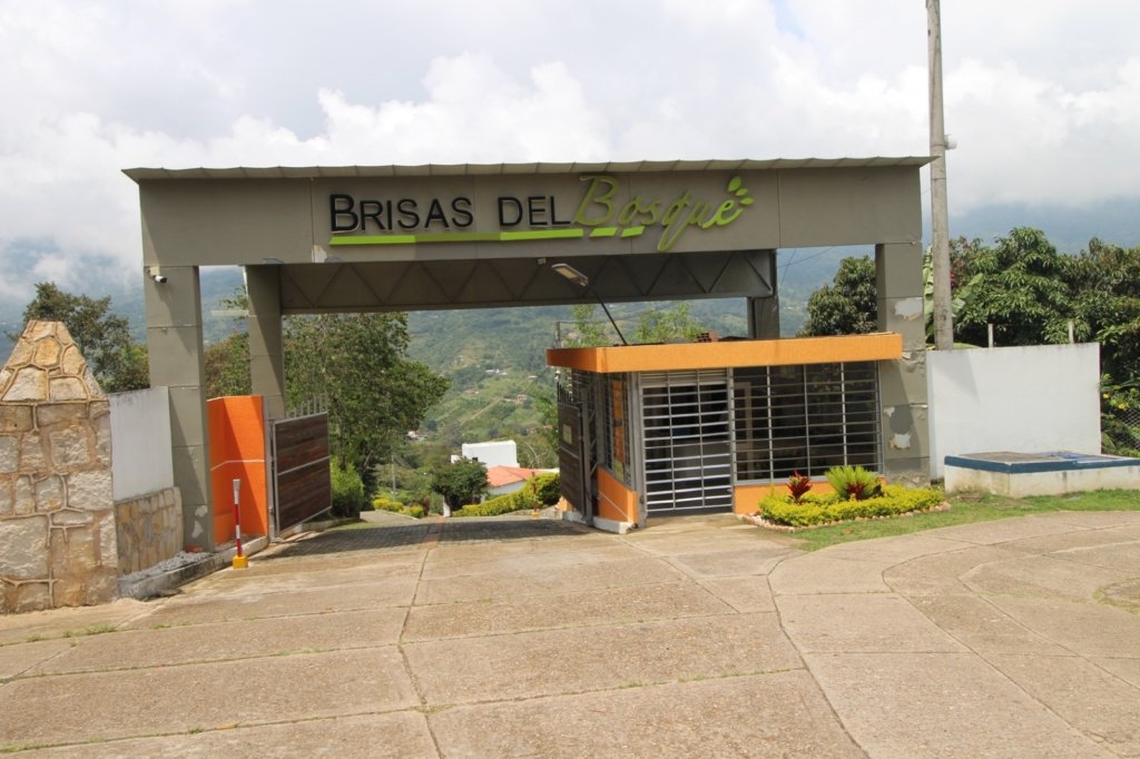 Lote en Fusagasugá, Conjunto residencial Brisas del Bosque