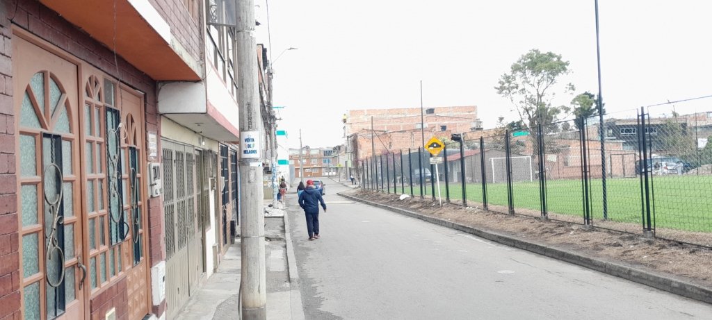 SE VENDE LOTE EN FUNZA BARRIO SANTATERESITA, URBANO AREA DE 5.500 M2