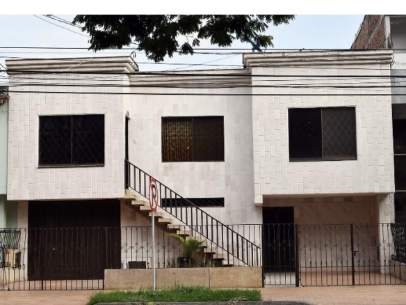Casa barrio Capri al sur de la ciudad de Cali