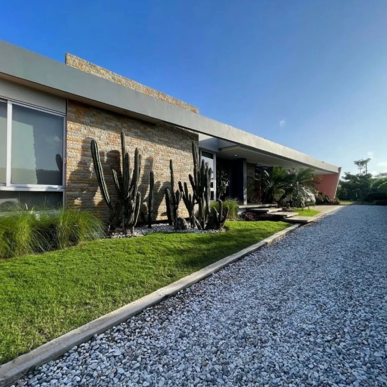 CASA DE LUJO PARA LA VENTA EN EL CAUJARAL