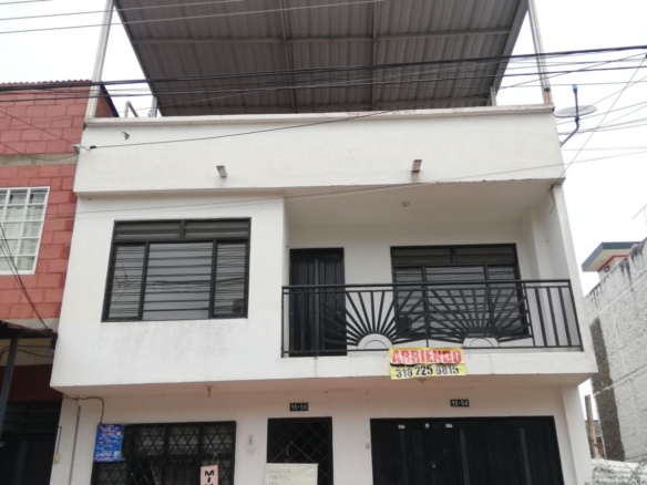 Vivienda Familiar de 3 pisos barrio la Pradera