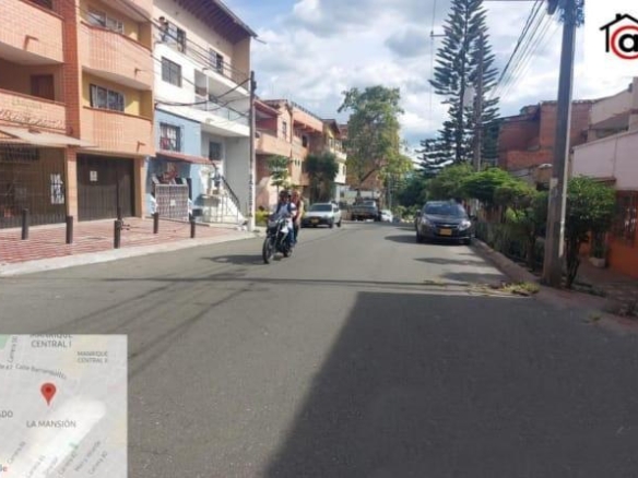 Casa en barrio Pradocentro San Martin