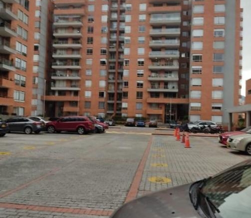 Apartamento en Colina