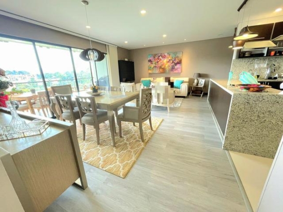 Apartamento en Club House, Exterior, 2 Balcones, Vista, Piso 5 Lagos de Cordoba
