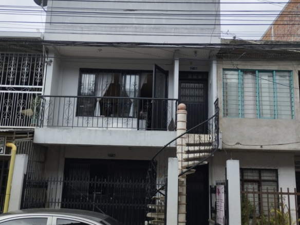 Apartamento en 2do piso en el barrio el Pondaje
