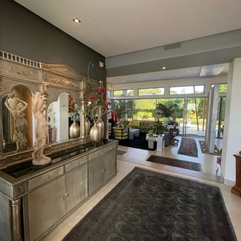 CASA DE LUJO PARA LA VENTA EN EL CAUJARAL