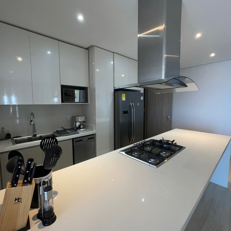 APARTAMENTO AMOBLADO CON VISTA AL MAR EN PUNTA ROCA A 15 MINUTOS DE BARRANQUILLA