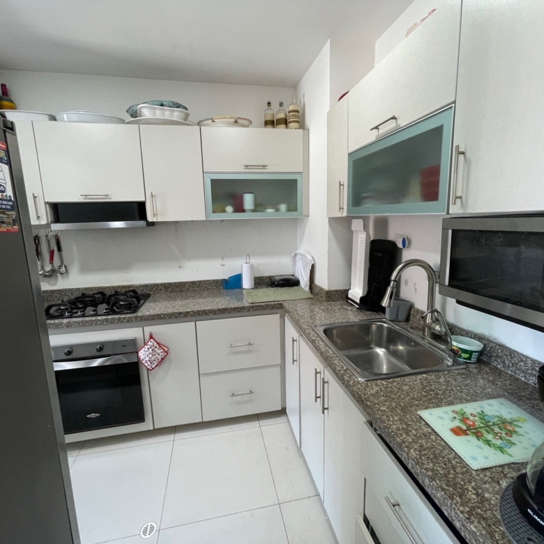 APARTAMENTO EN EL BARRIO VILLASANTOS