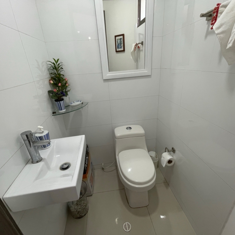 APARTAMENTO EN EL BARRIO VILLASANTOS