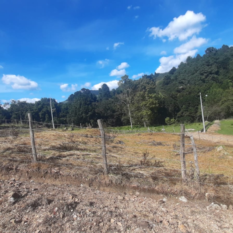 Lote campestre urbano a la entrada de Silvia, Cauca