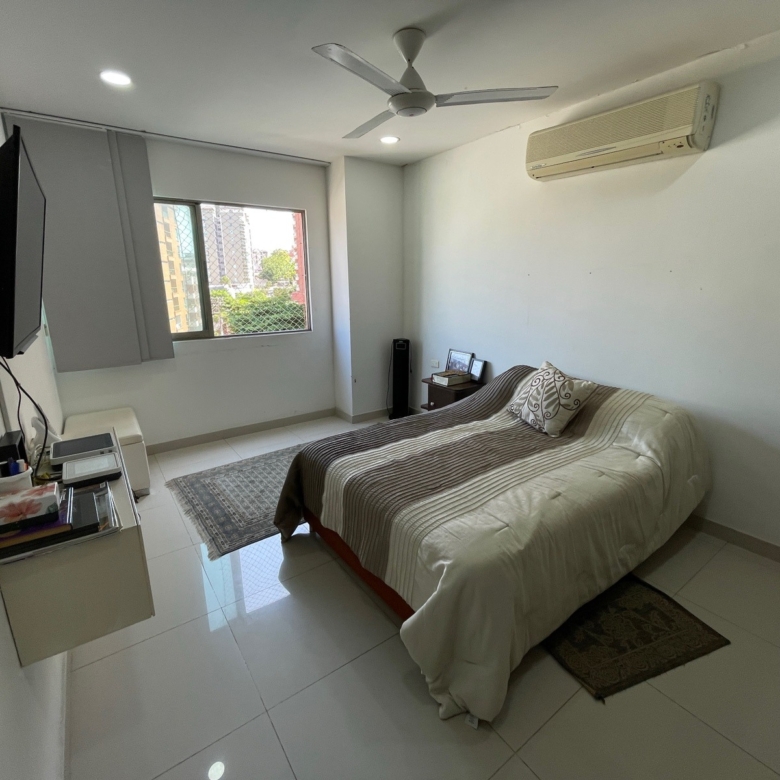 APARTAMENTO EN EL BARRIO VILLASANTOS