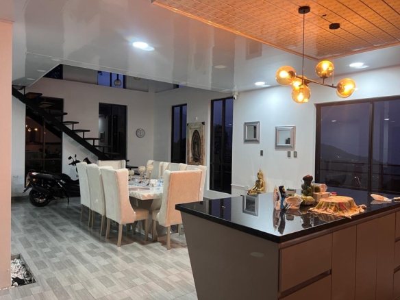 Casa en San Cristobal vereda el Uvito