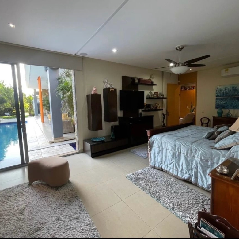 CASA DE LUJO PARA LA VENTA EN EL CAUJARAL
