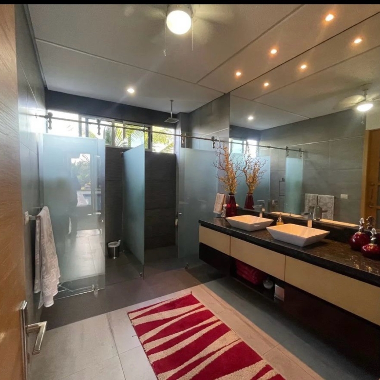 CASA DE LUJO PARA LA VENTA EN EL CAUJARAL