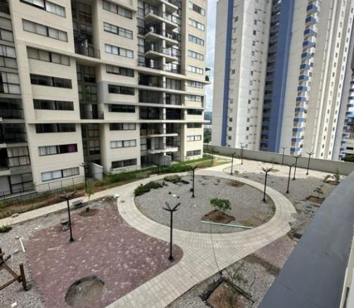 Apartamento en el piso 9 de Torres del Bosque Conjunto Residencial ubicado en la zona del bosque en Cañaveral