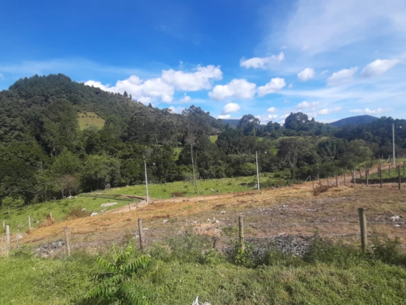 Lote campestre urbano a la entrada de Silvia, Cauca