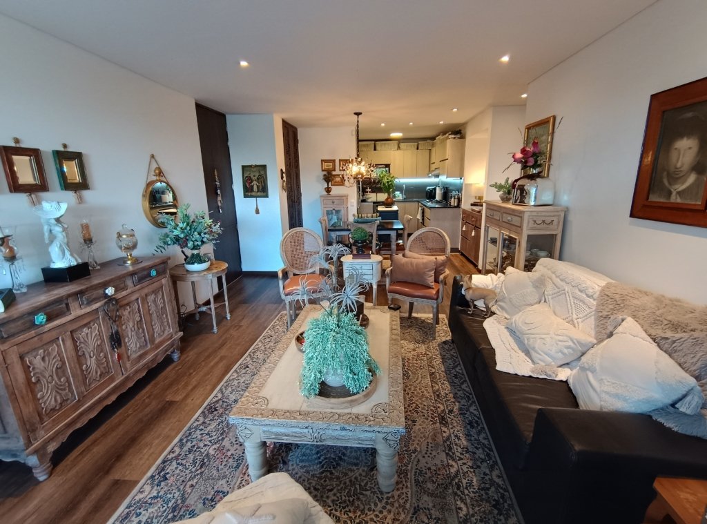 Apartamento con Terraza y Servicios Hoteleros en Milla de Oro, Llanogrande