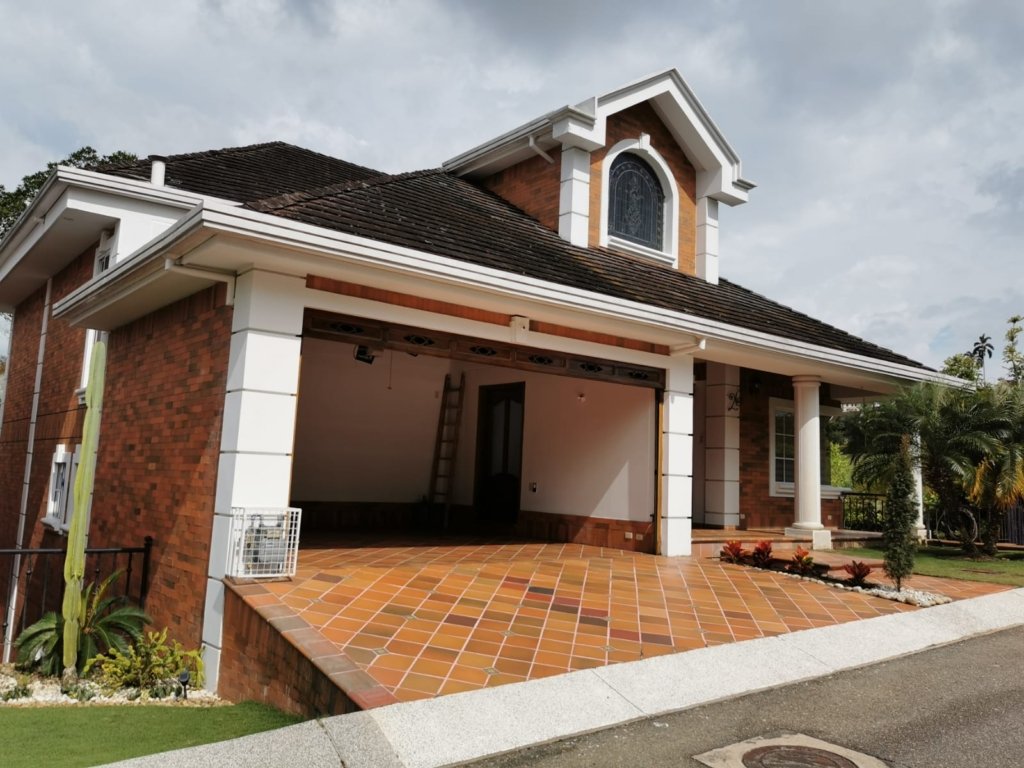 Casa en Ruitoque Condominio