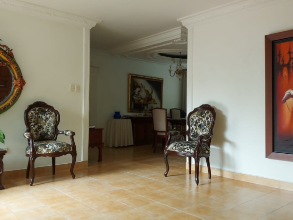 Apartamento en Conucos segunda etapa