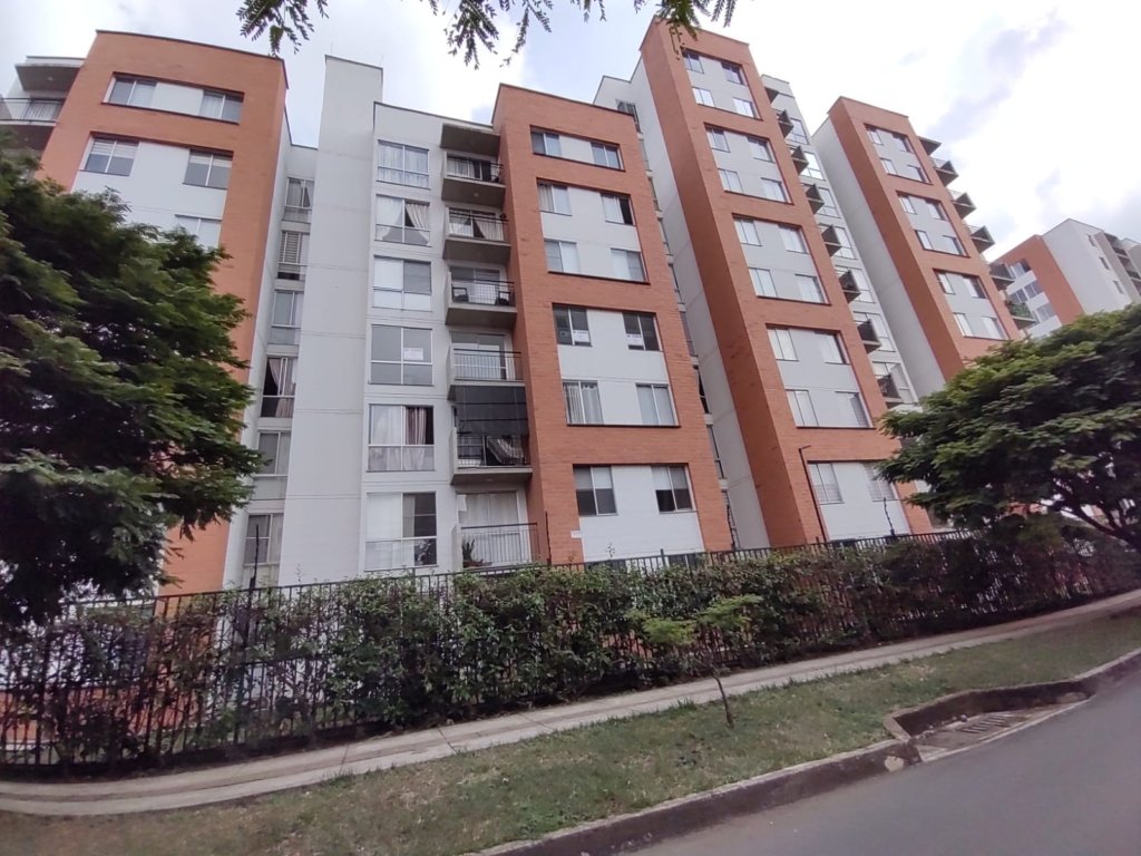 Apartamento en ciudad Meléndez