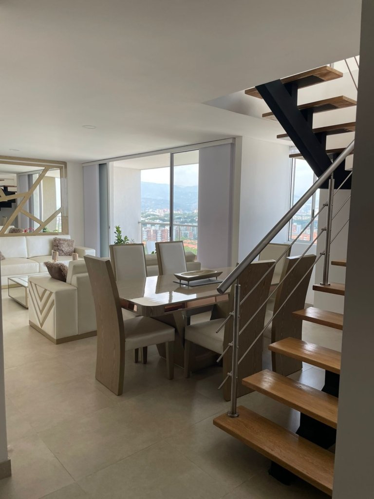 Penthouse Duplex en Conjunto Residencial Podium