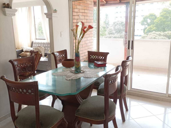 Apartamento edificio barrio la Aurora