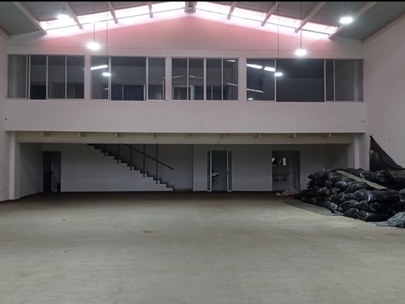 VENDO ARRIENDO BODEGA QUEBRADA SECA