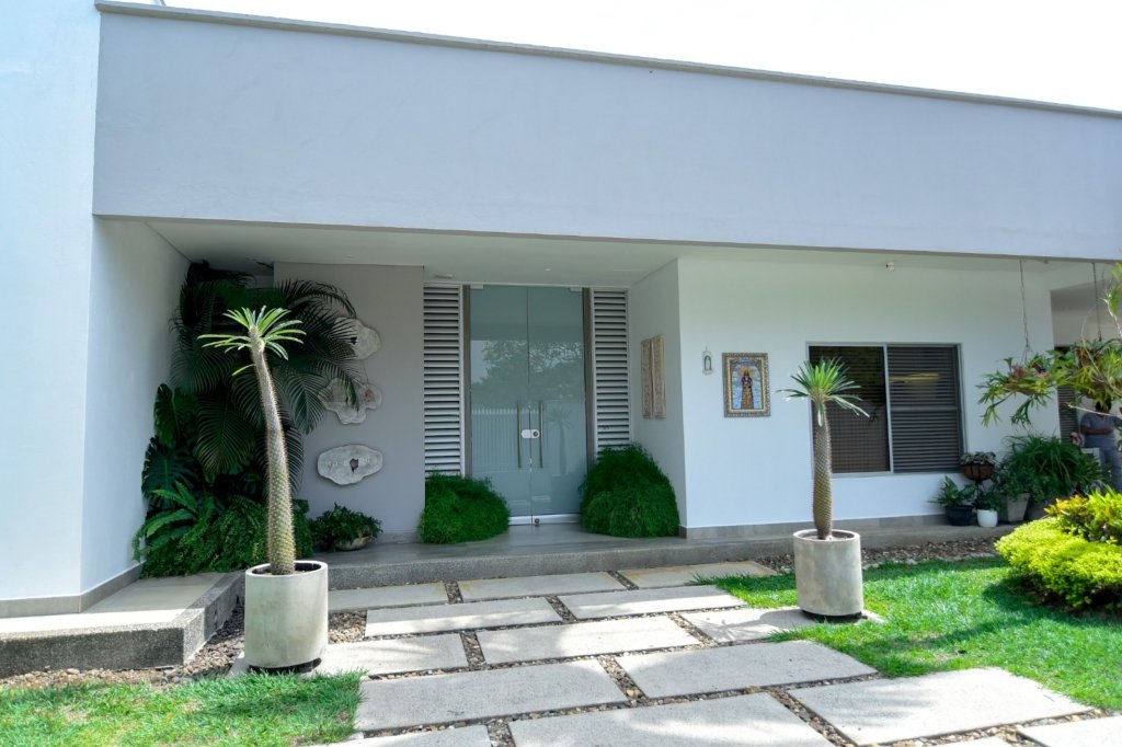 HERMOSA CASA CAMPESTRE