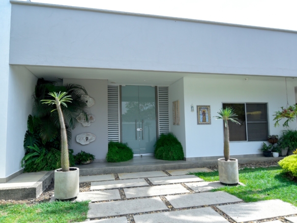 HERMOSA CASA CAMPESTRE
