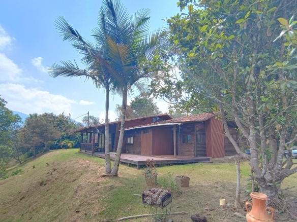 Country Home For Sale In One of The Top Residential Communities In La Ceja, Antioquia
