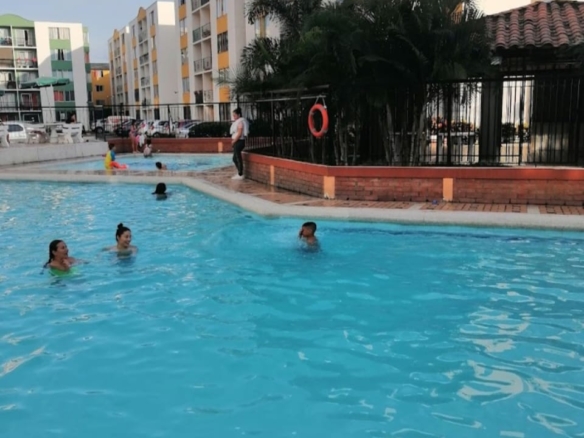 Apartamento en Unidad Cerrada Balcones de Valdepeñas en Los Alamos