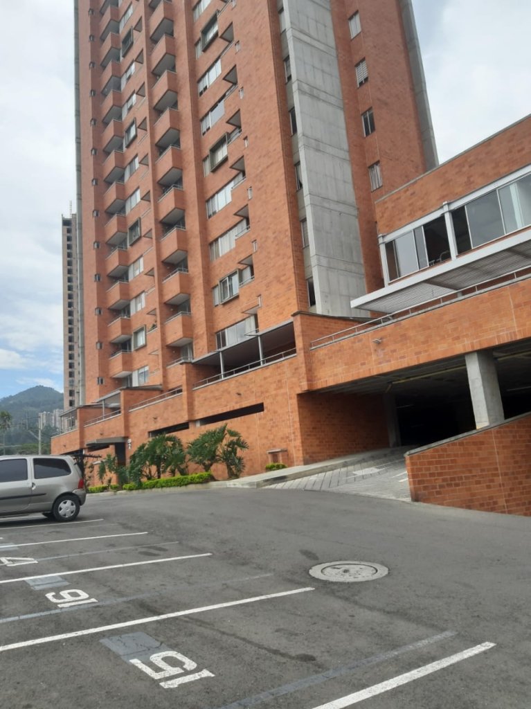 Apartamento en Sabaneta cerca a la estación La Estrella y cerca al Euro