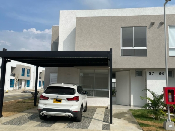 Arriendo Casa campestre en Jamundí en Condominio sector Alfaguara