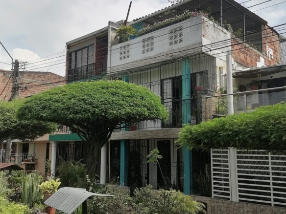 Casa en el norte de Cali barrio Villa del Prado