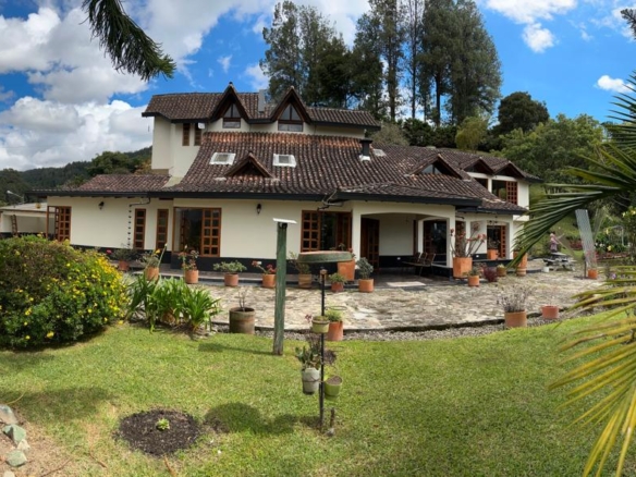 Finca en la Vereda La Clarita