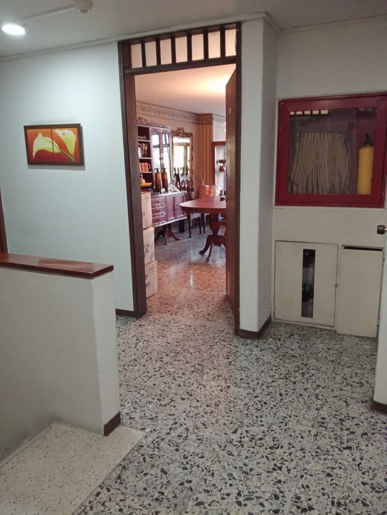 Apartamento en el barrio Centenario de Cali