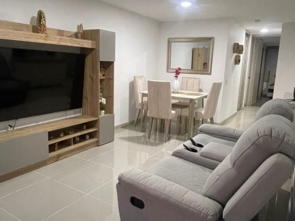 Apartamento en las Lomitas sector Aves Maria